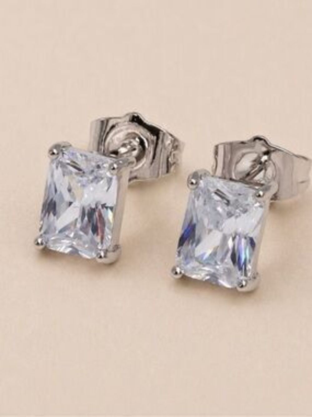 24K Clear Baguette CZ Stud Earrings (7702)